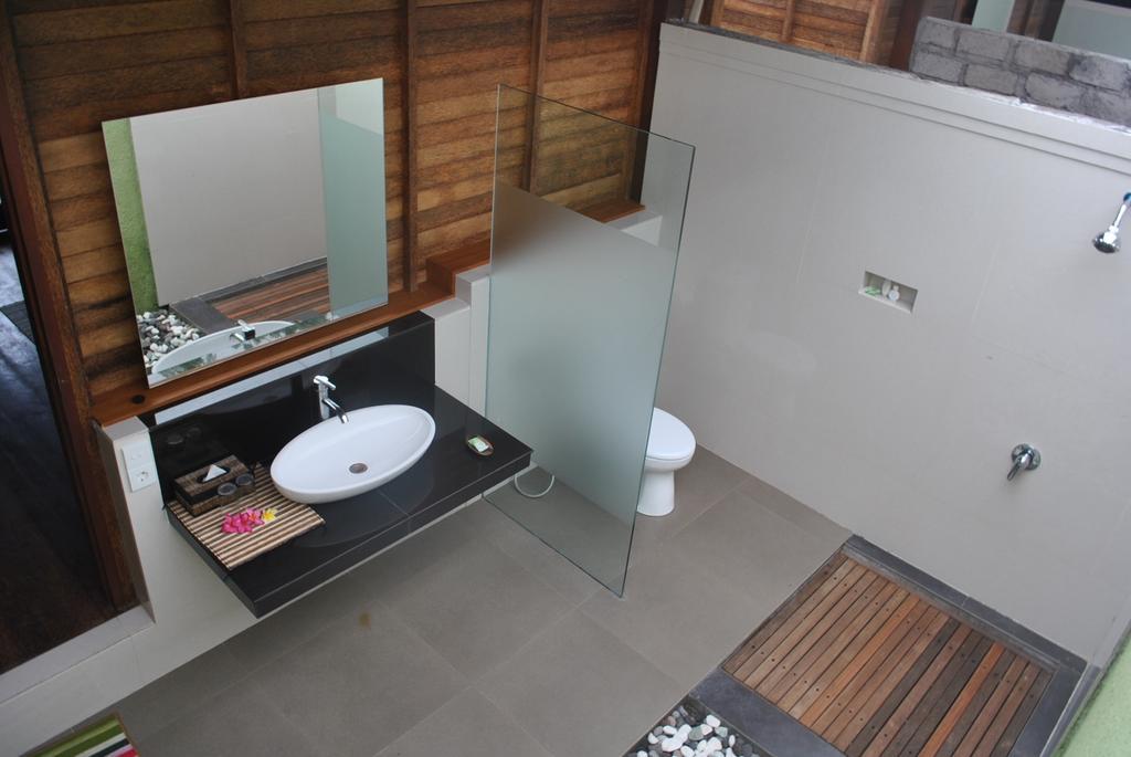 Kencana Garden Nusa Lembongan Exterior photo